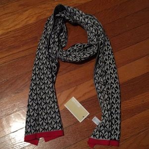 BRAND NEW. NEVER WORN. Michael Kors Scarf!
